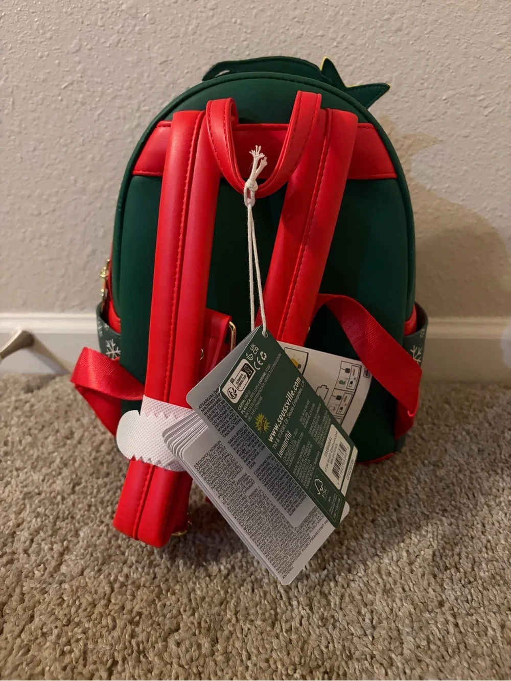 Loungefly Dr. Seuss Grinch Green Holiday Mini Backpack NWT Light Up Tree